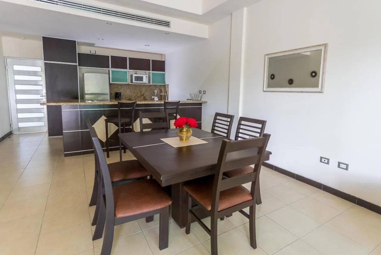 San Pedro Hotel, 5Ta Avenida Playa del Carmen Mexikó