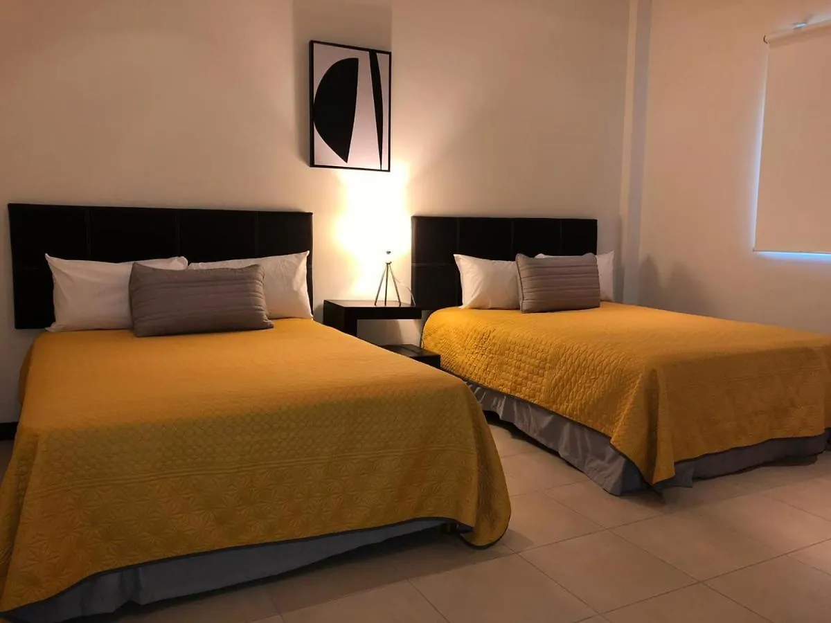 Hotel San Pedro Hotel, 5Ta Avenida Playa del Carmen