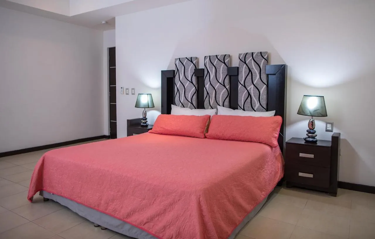 San Pedro Hotel, 5Ta Avenida Playa del Carmen Hotel